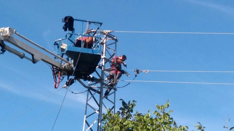 Фирма Урбан Електрик ЕООД - електроизграждане на съоръжения ниско и средно напрежение, инжинерно-внедрителска дейност на ел.инсталации и ел.съоръжения.